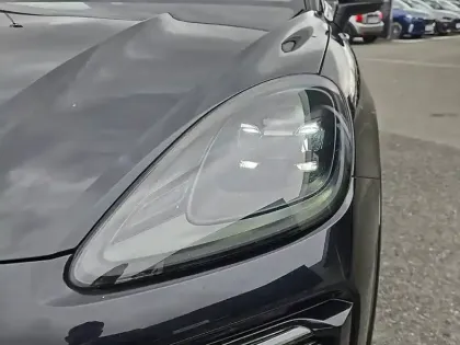 Photo 58 Porsche Cayenne  E-Hybrid 3.0 V6 462 ch Tiptronic BVA