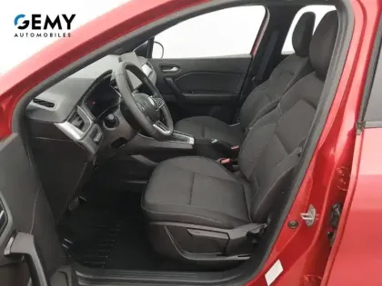 Photo 8 Renault Captur  E-Tech full hybrid 145 ch