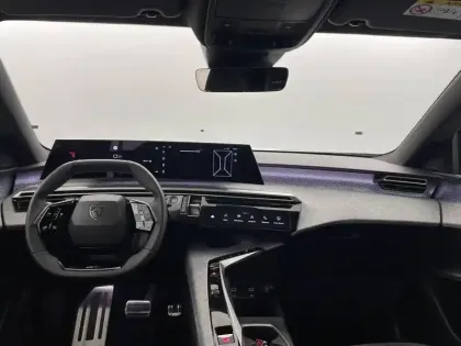 Photo 29 Peugeot 5008  Hybrid 145 e-DCS6