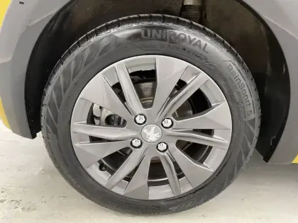 Photo 18 Peugeot 208  Electrique 50 kWh 136ch