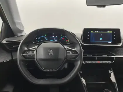 Photo 21 Peugeot 208  Electrique 50 kWh 136ch