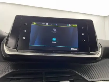 Photo 19 Peugeot 208  Electrique 50 kWh 136ch