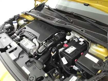 Photo 19 Peugeot 208  PureTech 100 S&S BVM6