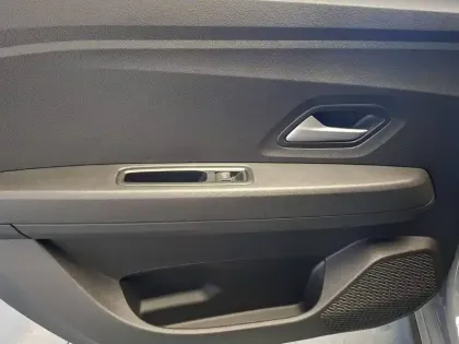 Photo 18 Dacia Jogger  ECO-G 100 7 places GSR2