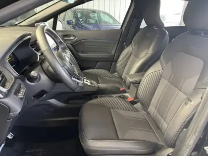 Photo 104 Renault Captur  E-Tech full hybrid 145 ch