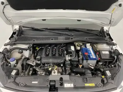 Photo 20 Peugeot 208  PureTech 75 S&S BVM5