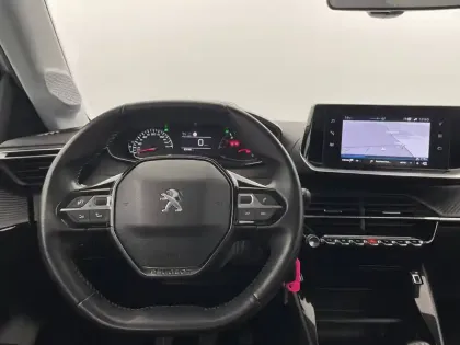 Photo 21 Peugeot 208  PureTech 75 S&S BVM5