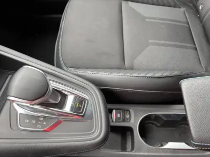 Photo 115 Renault Captur  E-Tech full hybrid 145 ch