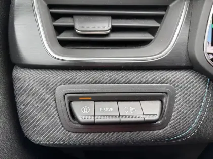Photo 110 Renault Captur  E-Tech full hybrid 145 ch