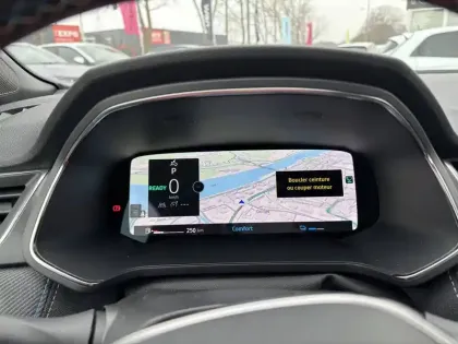 Photo 25 Renault Captur  E-Tech full hybrid 145 ch