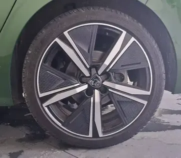 Photo 47 Peugeot 308 Gén. III Ph1 GT 5