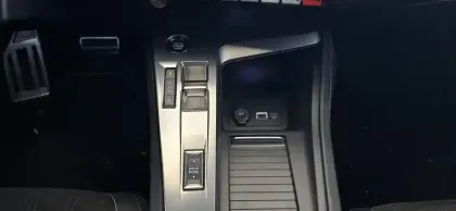 Photo 58 Peugeot 308 Gén. III Ph1 GT 5