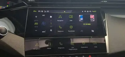 Photo 30 Peugeot 308  PureTech 130ch S&S EAT8