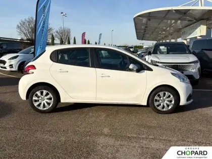 Photo 97 Peugeot 208  AFFAIRE BLUEHDI 100 S&S BVM5