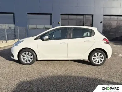 Photo 32 Peugeot 208  AFFAIRE BLUEHDI 100 S&S BVM5