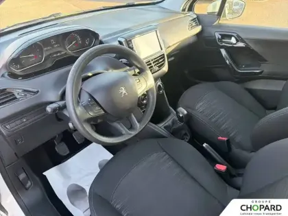 Photo 67 Peugeot 208  AFFAIRE BLUEHDI 100 S&S BVM5