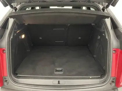 Photo 80 Peugeot 3008  Hybrid 225 e-EAT8