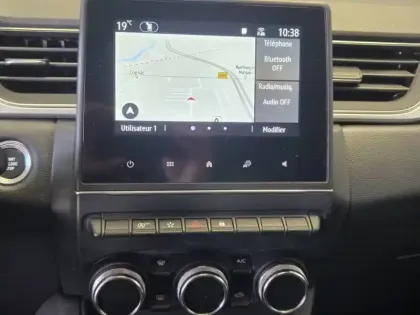 Photo 30 Renault Captur  TCe 140 EDC - 21