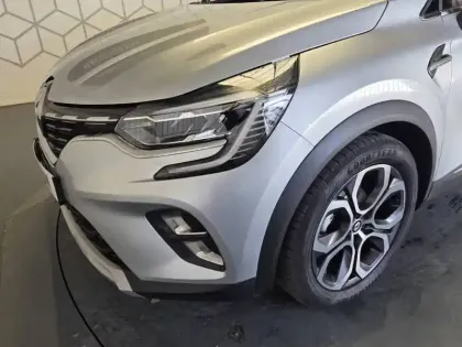 Photo 22 Renault Captur  TCe 140 EDC - 21