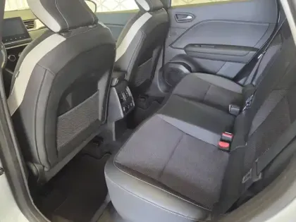 Photo 12 Renault Captur  TCe 140 EDC - 21