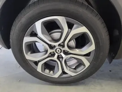 Photo 18 Renault Captur  TCe 140 EDC - 21