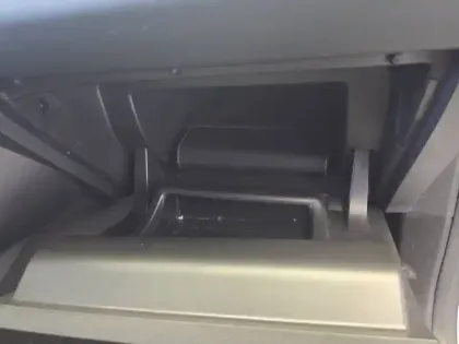 Photo 16 Renault Captur  TCe 140 EDC - 21