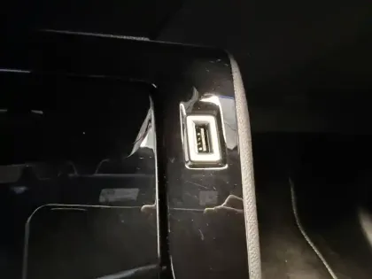 Photo 33 Peugeot 208  PureTech 130 S&S EAT8