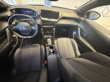 Photo 9 Peugeot 208  PureTech 130 S&S EAT8