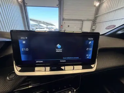 Photo 36 Peugeot 208  PureTech 130 S&S EAT8