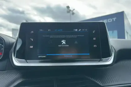 Photo 19 Peugeot 2008  PureTech 100 S&S BVM6