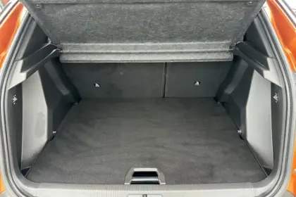 Photo 10 Peugeot 2008  PureTech 100 S&S BVM6