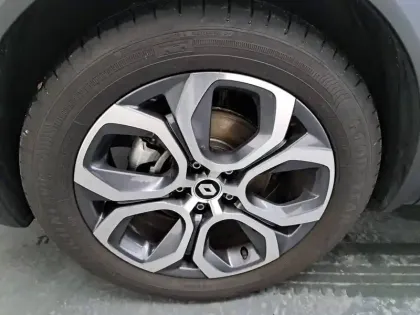 Photo 57 Renault Captur  E-Tech full hybrid 145