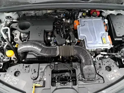 Photo 54 Renault Captur  E-Tech full hybrid 145