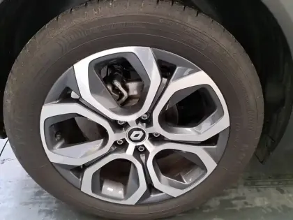 Photo 13 Renault Captur  E-Tech full hybrid 145