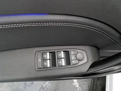 Photo 68 Renault Captur  E-Tech full hybrid 145