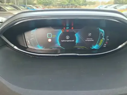 Photo 9 Peugeot 3008  Hybrid 225 e-EAT8