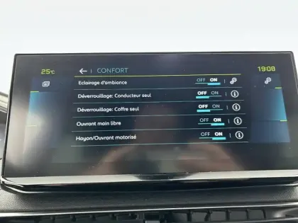 Photo 49 Peugeot 3008  Hybrid 225 e-EAT8