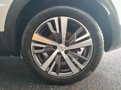 Photo 12 Peugeot 3008  Hybrid 225 e-EAT8