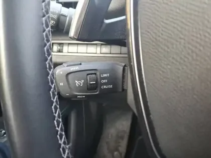 Photo 19 Peugeot 3008  Hybrid 225 e-EAT8