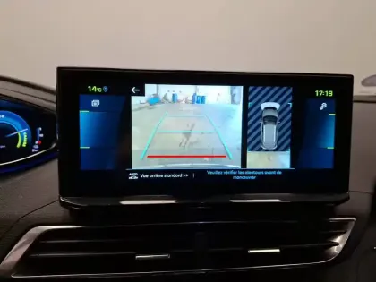 Photo 16 Peugeot 3008  Hybrid 225 e-EAT8