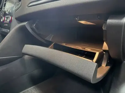 Photo 31 Renault Megane Mégane IV Berline dCi 110 Energy EDC