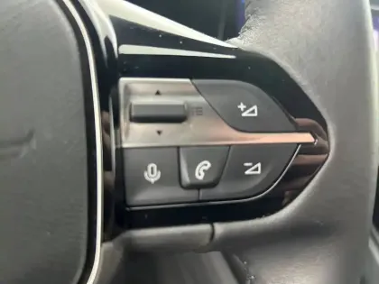 Photo 18 Peugeot 308 Gén. III Ph1 First Edition 5