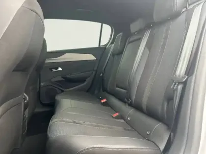 Photo 11 Peugeot 308 Gén. III Ph1 First Edition 5