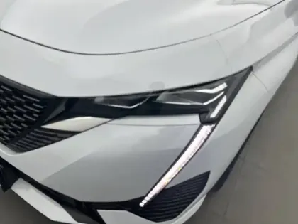 Photo 15 Peugeot 308 Gén. III Ph1 First Edition 5