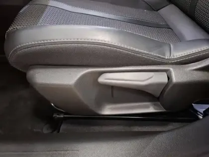 Photo 22 Peugeot 208  PureTech 100 S&S EAT8