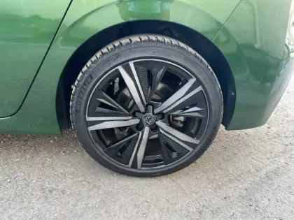 Photo 51 Peugeot 308  PHEV 225 e-EAT8