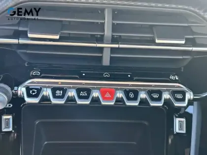 Photo 29 Peugeot 2008 Gén. II Ph2 Style 5