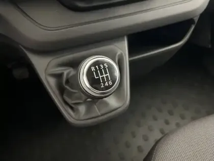 Photo 61 Renault Trafic  FG BLUE DCI 130 L1H1 3T GSR2