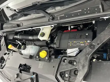 Photo 71 Renault Trafic  FG BLUE DCI 130 L1H1 3T GSR2