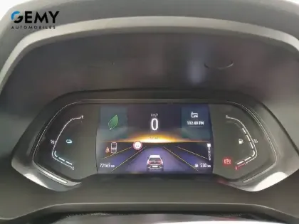 Photo 15 Renault Captur  E-Tech full hybrid 145